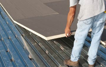 benefits of insulating Wernffrwd flat roofing